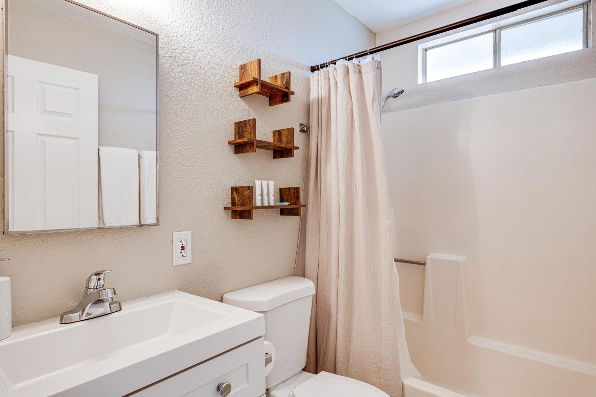 Convenient Joshua Tree Apartment - Walk To Town! Ngoại thất bức ảnh
